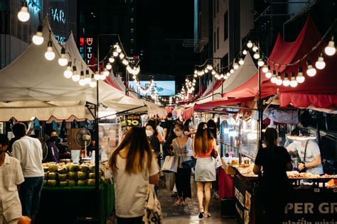 夜市叫什麼名字：一場味覺與視覺的奇幻之旅